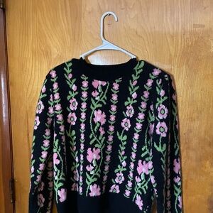 Floral vines, Knit women’s size M sweater. Very warm and comfortable